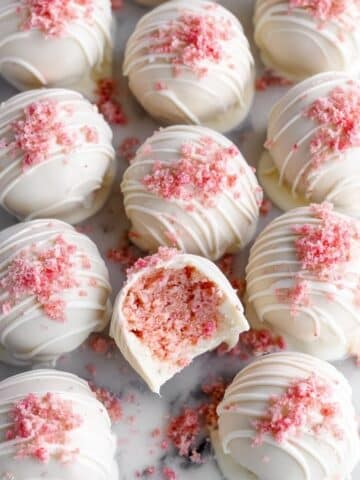 Strawberry Cheesecake Oreo Truffles (Gluten-Free & Dairy-Free) Recipe