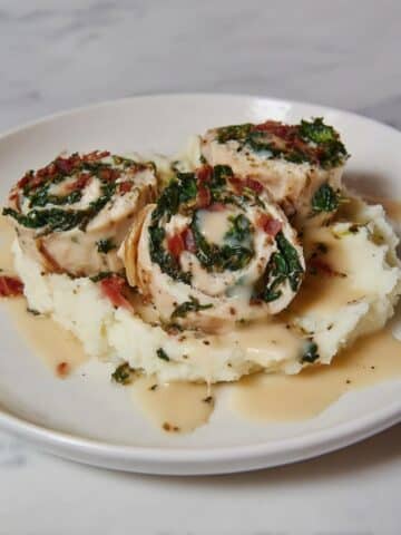 Chicken Roulades with Spinach, Feta and Sun-Dried Tomatoes Recipe