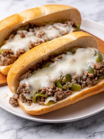 30-Minute Ground Beef Philly Cheesesteak Recipe