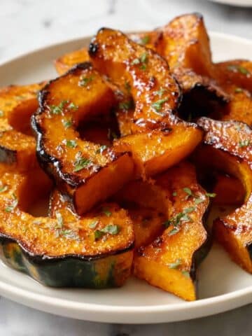 Oven-Roasted Acorn Squash Slices with Brown Sugar and Butter Recipe