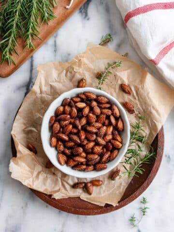 Easy Spicy Roasted Almonds with Rosemary Recipe