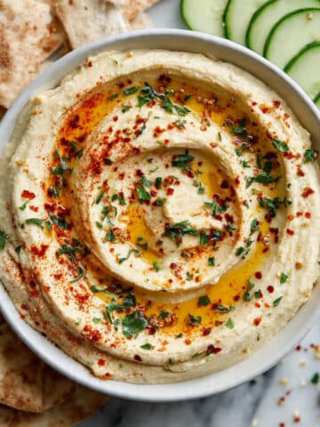 Classic Creamy Hummus Recipe