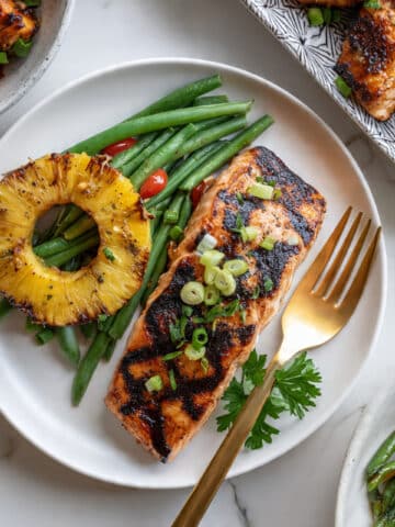 Hawaiian Grilled Salmon with Pineapple Rings Recipe