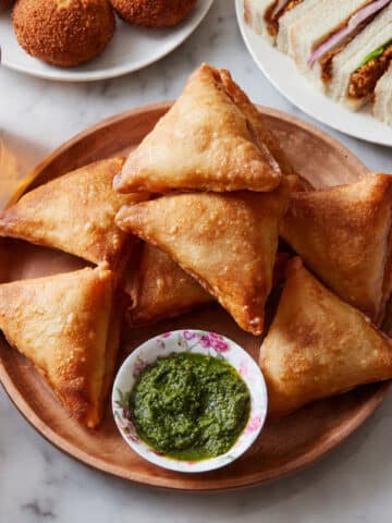 Juicy Crispy Keema Samosas - Fried & Air Fried Recipe