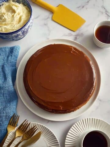 New York Baked Cheesecake with Chocolate Ganache Recipe