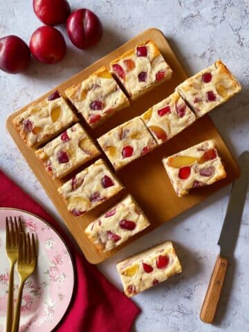Plum and Cream Cheese Tray Cake Recipe