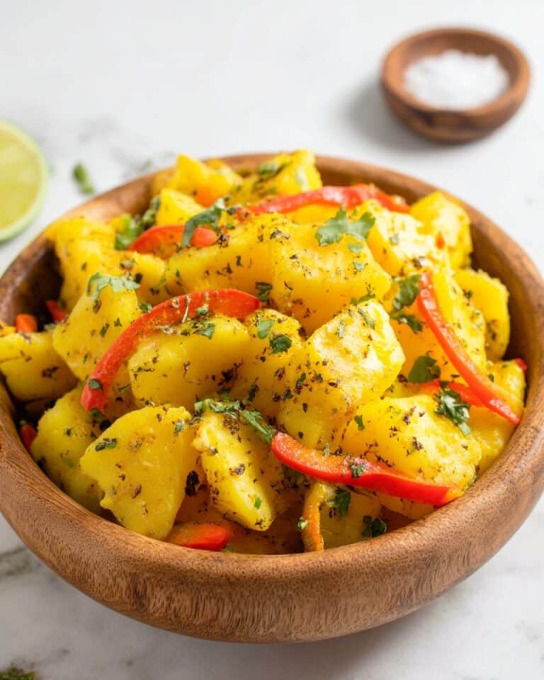 Steamed Yuca with Garlic (Yuca con Mojo) Recipe