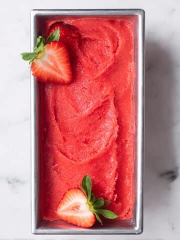 3-Ingredient Easy Strawberry Sorbet (Without an Ice Cream Maker!) Recipe