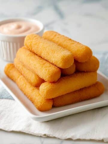 Cheddar Cheese Cornmeal Fritters (Sorullitos de Maiz) Recipe