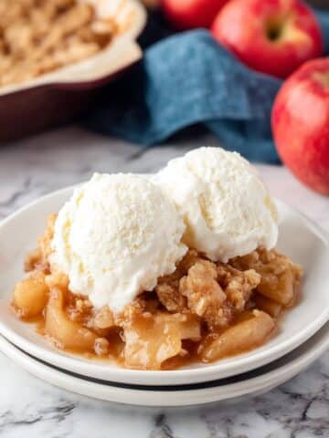 Easy Apple Crisp Recipe