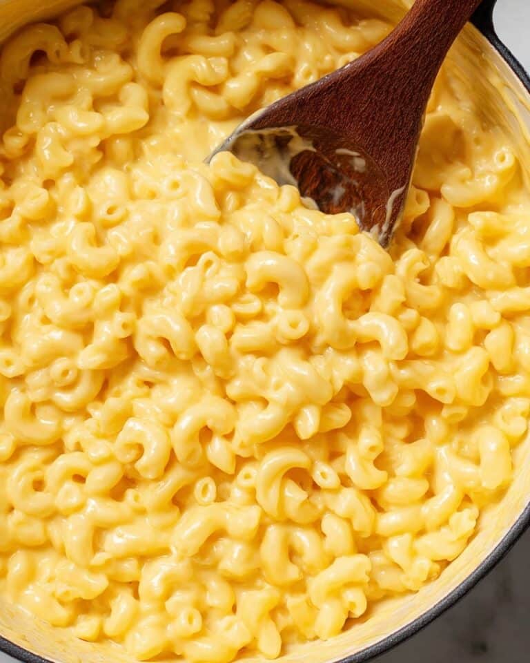 Easy Homemade Mac and Cheese Recipe