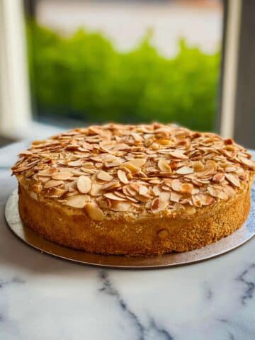 Lemon and Almond Flour Cake Recipe