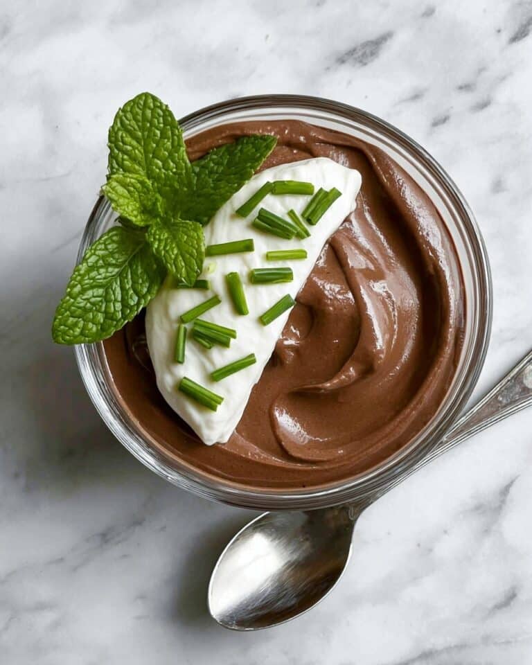 5-Minute Vegan Avocado Chocolate Mousse Recipe
