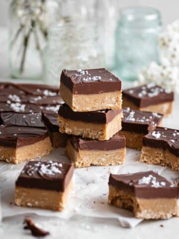 No Bake Chocolate Peanut Butter Bars Recipe