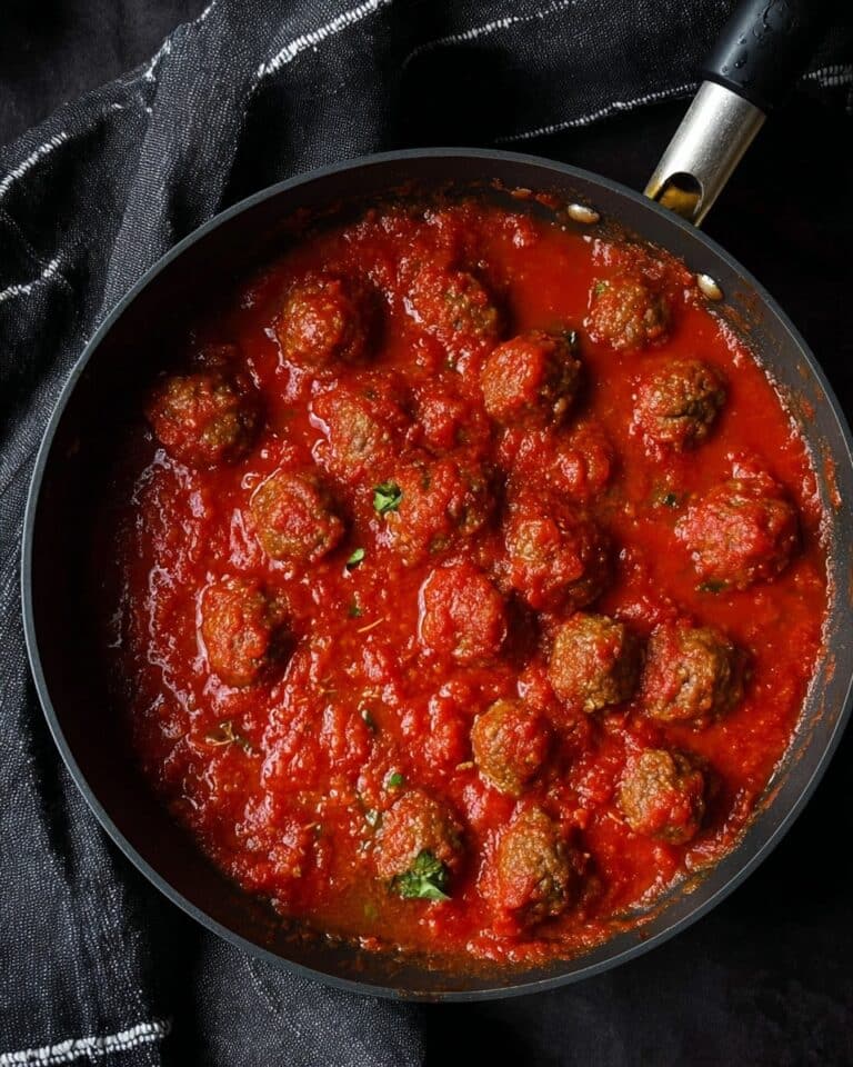 Middle Eastern Meatballs in Tomato Sauce Recipe