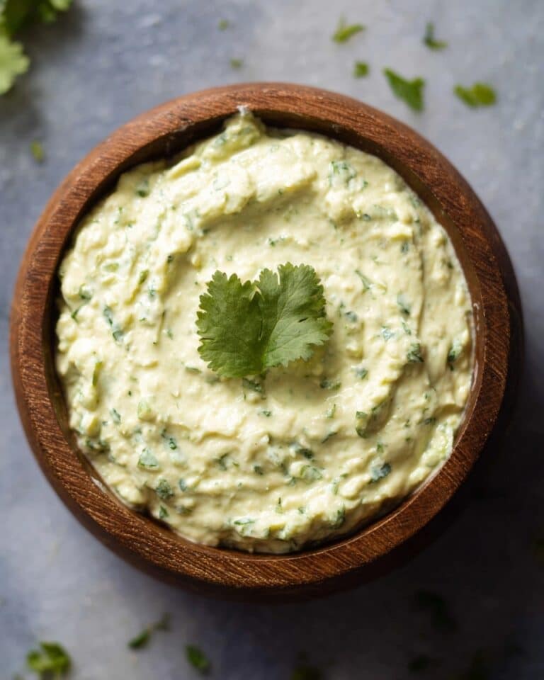 Creamy Avocado Cilantro Sauce (Avocado Crema) Recipe