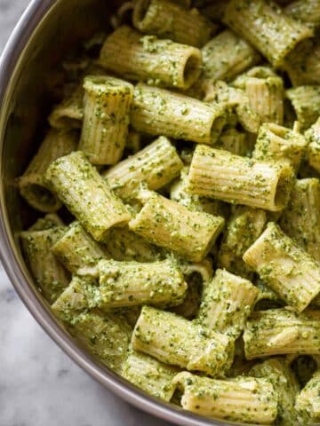 Easy Ricotta Pesto Pasta Recipe