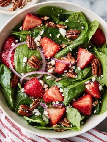 Strawberry Spinach Salad with Poppy Seed Dressing and Toasted Pecans Recipe