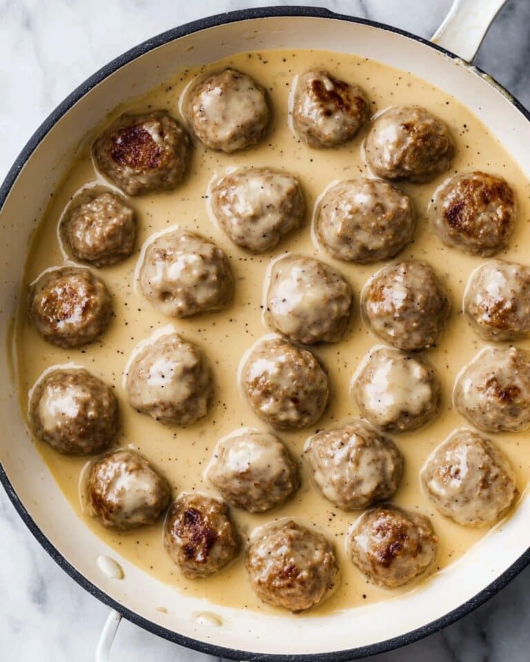 Easy Swedish Meatballs with Creamy Sauce Recipe