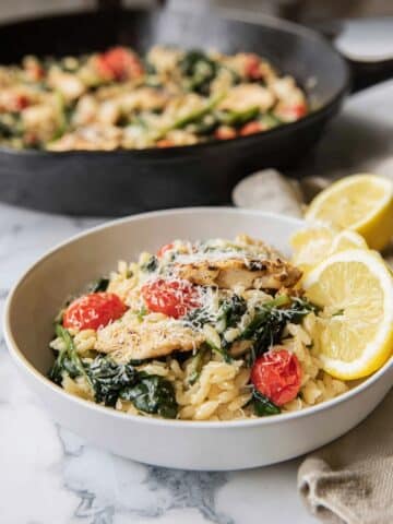 One Pot Lemon Chicken and Orzo Recipe