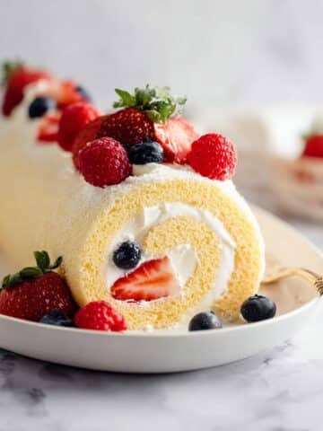 Vanilla Cake Roll with Cream Cheese Filling Recipe