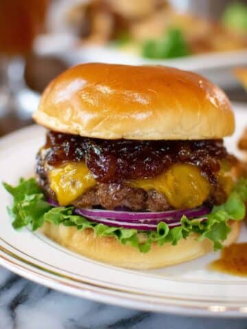 Crack Burger with Bacon Jam and Ranch Sauce Recipe