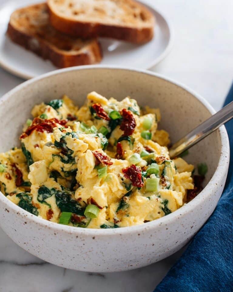 Spinach Scrambled Eggs with Goat Cheese Recipe