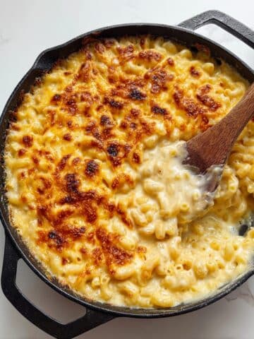 Easy Old Fashioned Baked Macaroni and Cheese Recipe