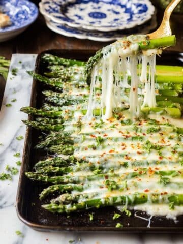 Cheesy Garlic Parmesan Baked Asparagus Recipe