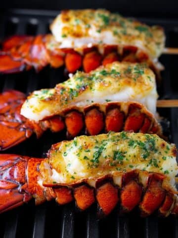 Grilled Lobster Tail with Garlic Butter and Parsley Recipe