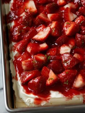 Strawberry Shortcake Sheet Cake Recipe
