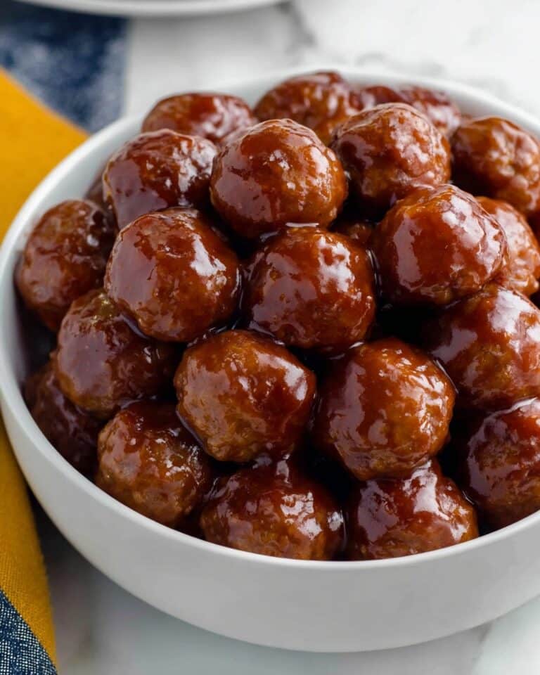 Sweet and Tangy BBQ Meatballs in Slow Cooker Recipe