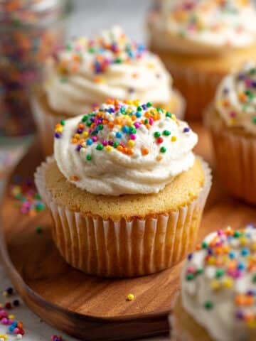 Almond Flour Vanilla Cupcakes Recipe